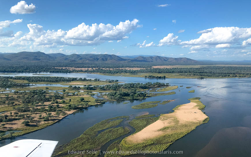 Wildlife image from photo safari with edward selfe in lower zambezi national park.
