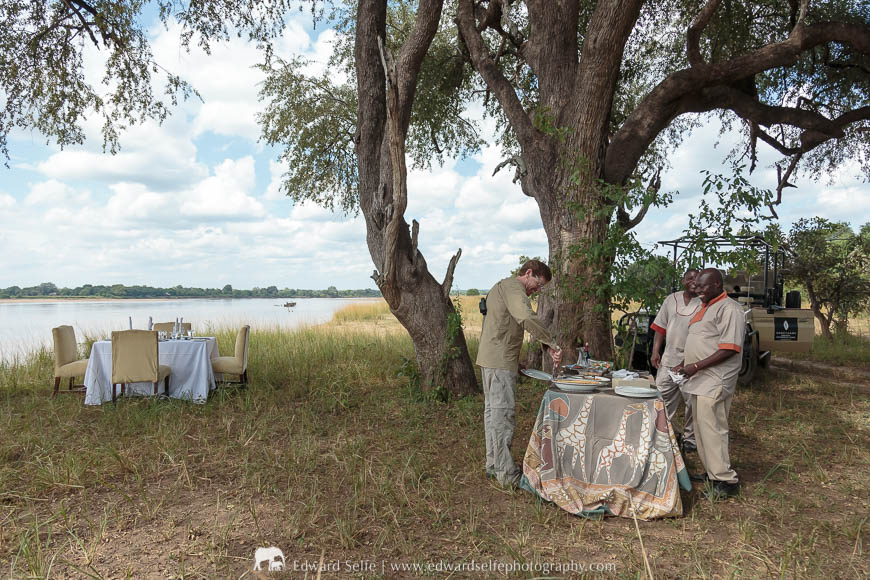 A bush lunch during a photo safari with Edward Selfe in South Luangwa National Park