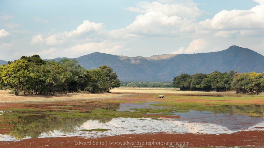 A view from the deck at chindeni on photo safari in south luangwa national park.
