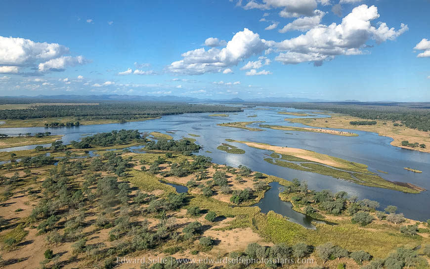 Wildlife image from photo safari with edward selfe in lower zambezi national park.