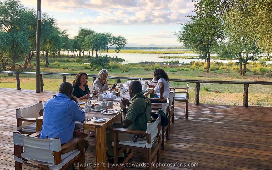 Wildlife image from photo safari with edward selfe in lower zambezi national park.